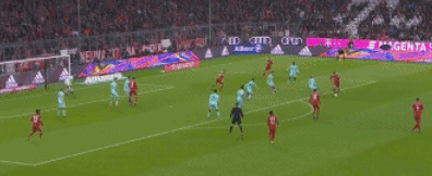 记者：在安古伊萨伤势确定后，那不勒斯立即瞄准了弗拉泰西